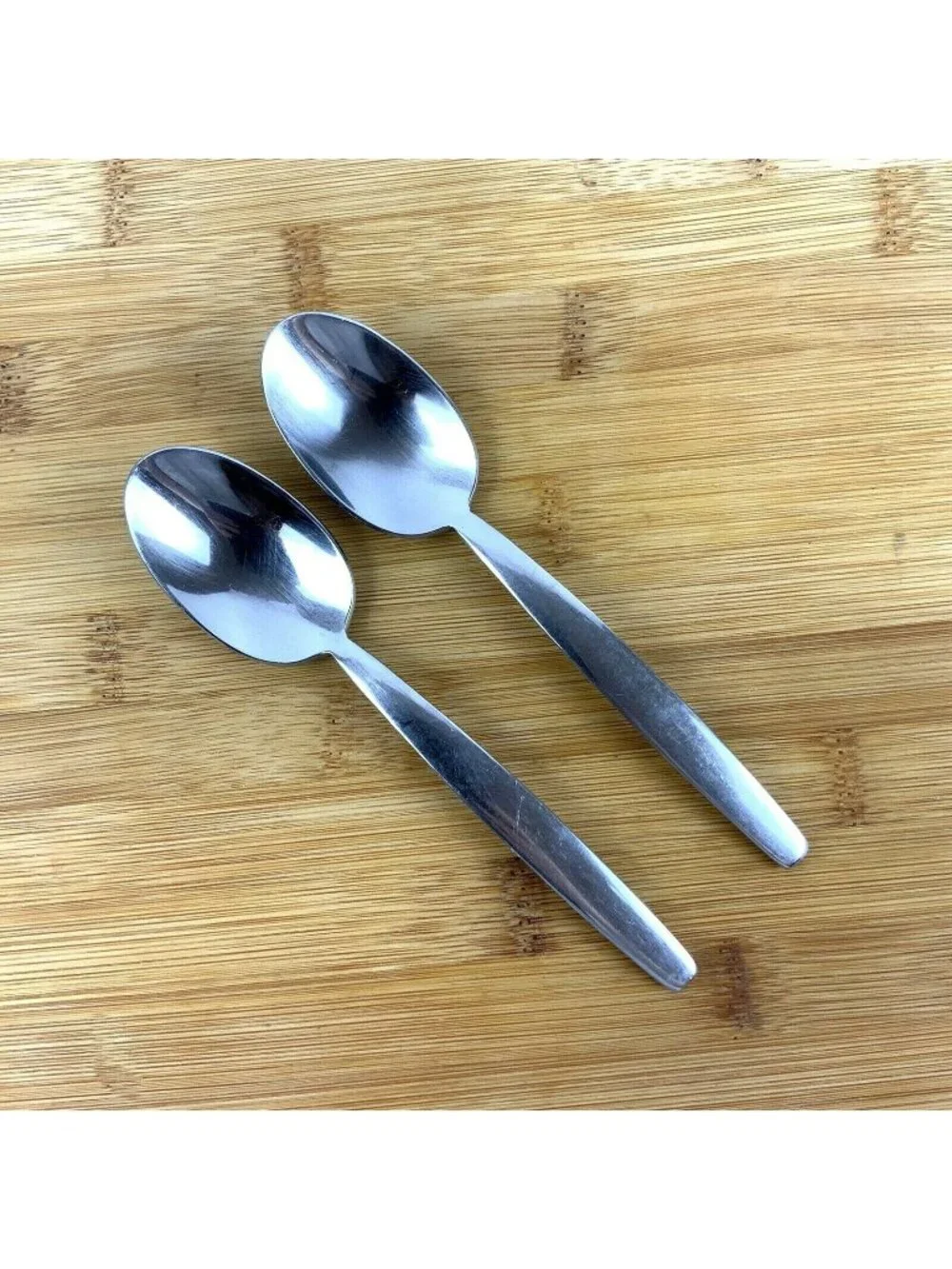 Oneida Leda Set of 2 Teaspoons 18/10 Stainless Steel 6 inch Durable Flatware